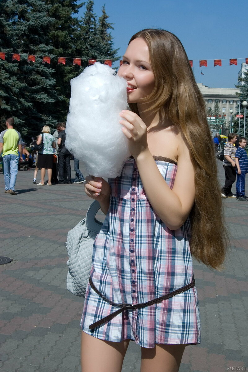 Эмилия, 39 лет, 2 размер груди